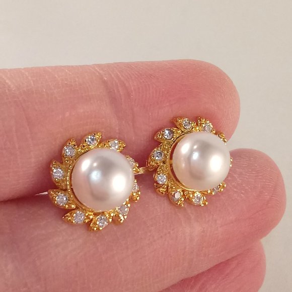 18K Yellow Gold Filled Pearl Swirl Flower Diamond Topaz Zircon Stud Earrings - Picture 6 of 6